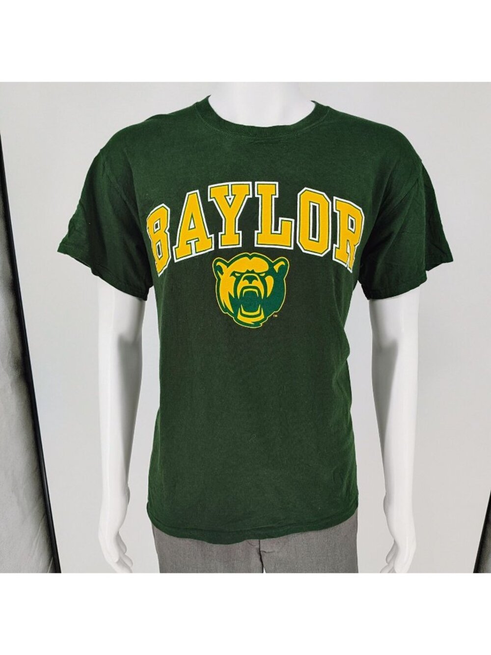 Gildan Heavy Cotton Baylor Bears Marshall 25 Green Graphic T-Shirt (Large)